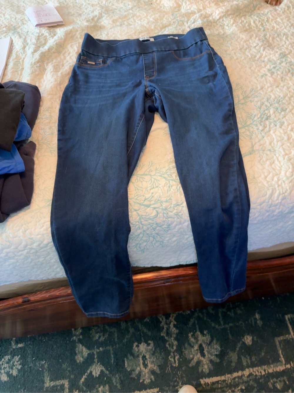 Nine West Heidi Pull-On Skinny Jeans Size 12 Dark Wash Stretch